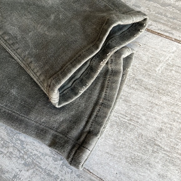 HUDSON Midrise Nico Black Label Super Skinny Distressed Jeans 24 - Picture 6 of 16